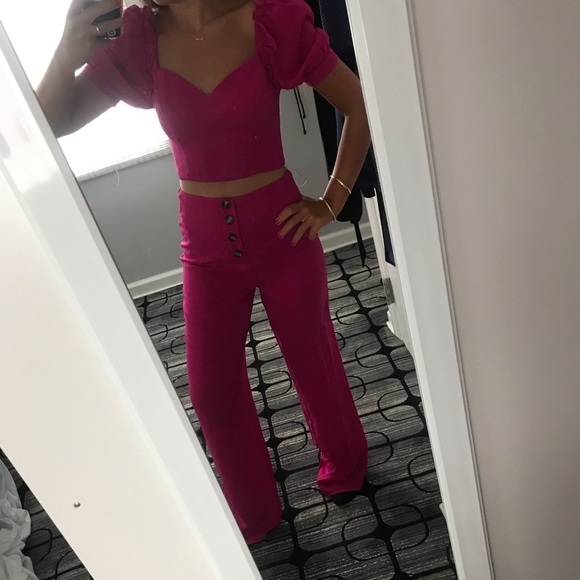 Two piece set - Picture 5 of 8